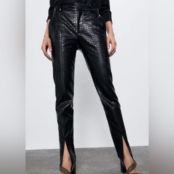 ZARA Faux Leather Crocodile Print Black Slim Straight Leg Pant w/Pockets - Picture 2 of 11